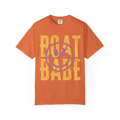 Boat Babe T‑Shirt — Retro Smiley Nautical Graphic Tee