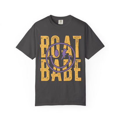 Boat Babe T‑Shirt — Retro Smiley Nautical Graphic Tee