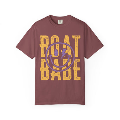 Boat Babe T‑Shirt — Retro Smiley Nautical Graphic Tee