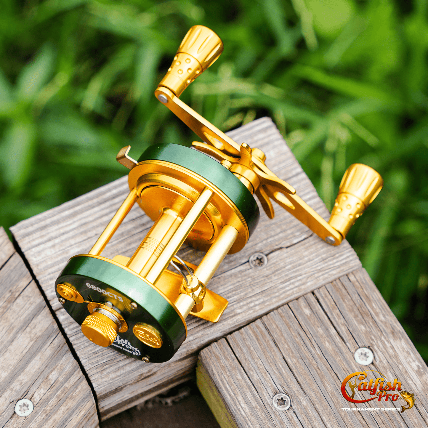 6800 CTS Round Baitcaster Reel Catfish Pro