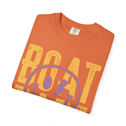 Boat Babe T‑Shirt — Retro Smiley Nautical Graphic Tee